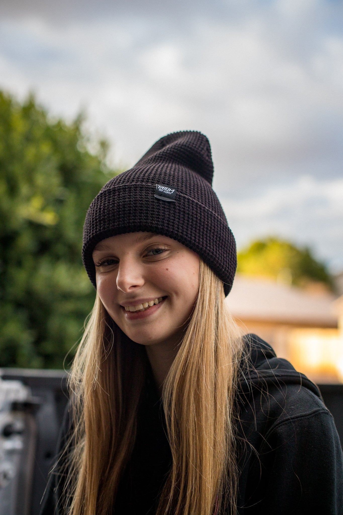 WAFFLE BLACK BEANIE - MEN&
