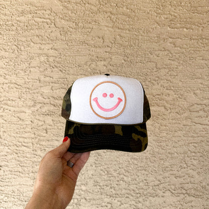 SMILEY HAT - CAMO/WHITE