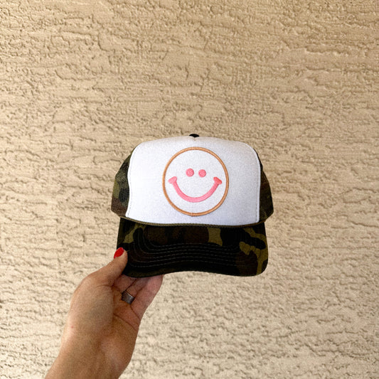 SMILEY HAT - CAMO/WHITE
