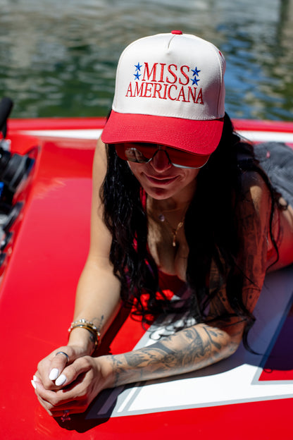 MISS AMERICANA