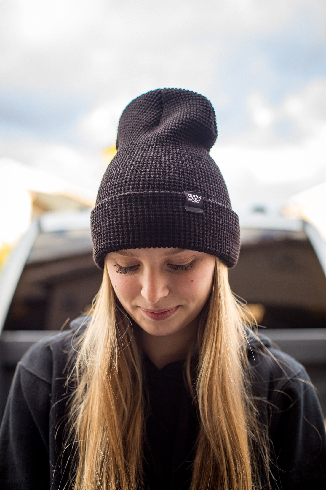 WAFFLE BLACK BEANIE - MEN&