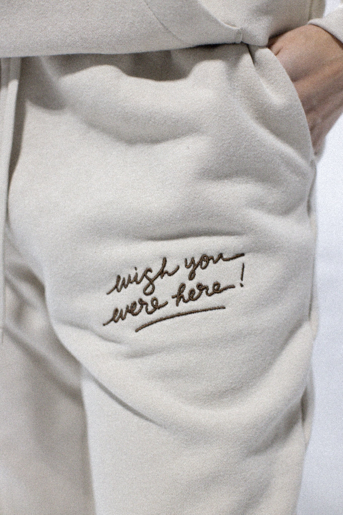 *NEW WISH YOU WERE HERE SWEATPANTS (TAN)