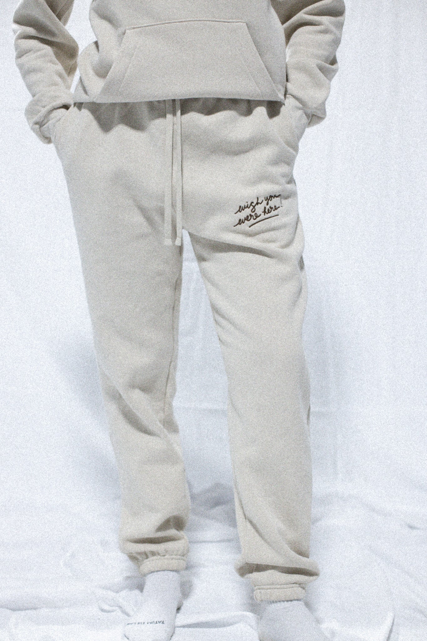 *NEW WISH YOU WERE HERE SWEATPANTS (TAN)