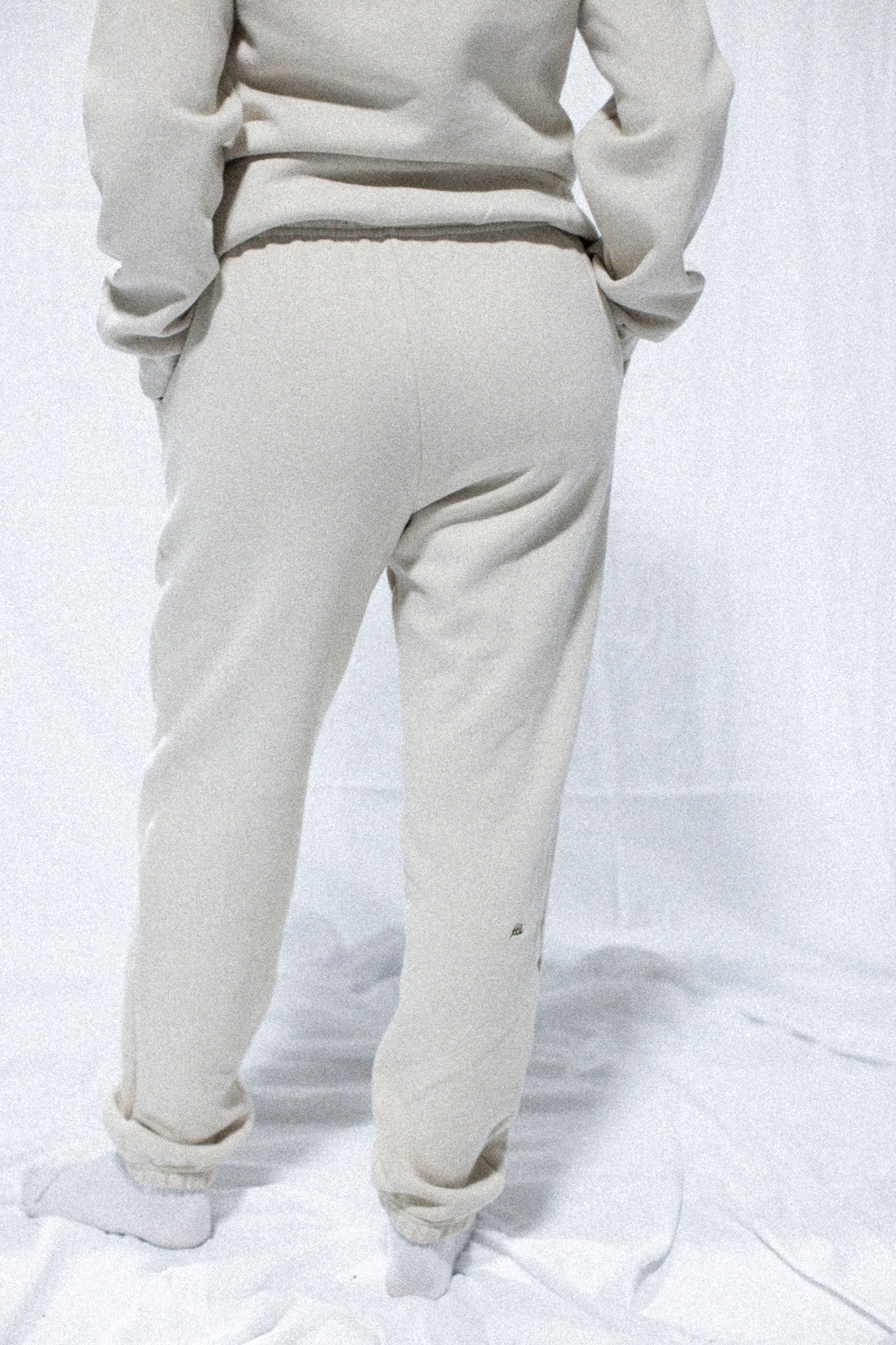 *NEW WISH YOU WERE HERE SWEATPANTS (TAN)